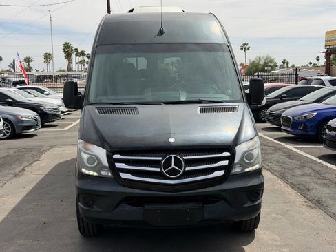 Used 2015 Mercedes-Benz Sprinter 2500 image 17