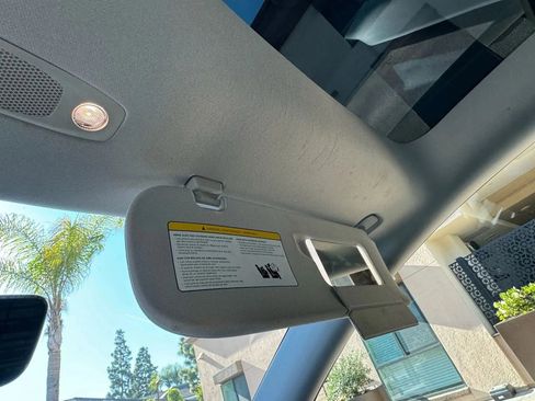 Used 2023 Tesla Model Y Long Range image 21