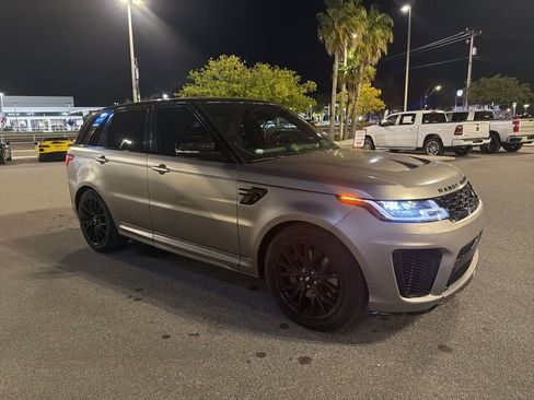 Used 2019 Land Rover Range Rover Sport SVR AWD/4WD image 2