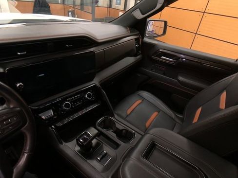 Used 2022 GMC Sierra 1500 AT4 w/ AT4 Preferred Package image 19