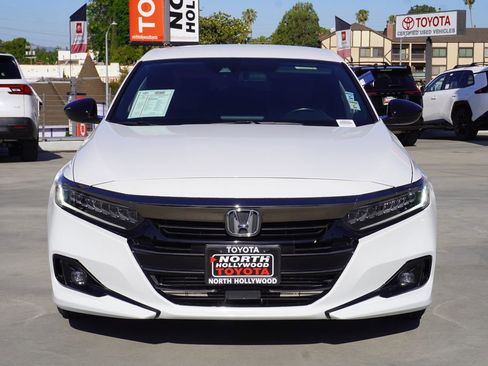 Used 2022 Honda Accord Sport image 3
