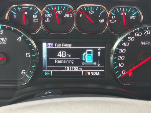 Used 2015 Chevrolet Tahoe LTZ AWD/4WD image 29