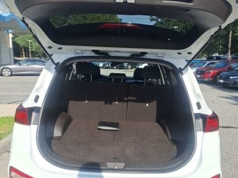 Used 2019 Hyundai Santa Fe SE AWD/4WD image 8