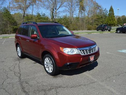 Used 2011 Subaru Forester 2.5X Premium w/ All-Weather Pkg image 56