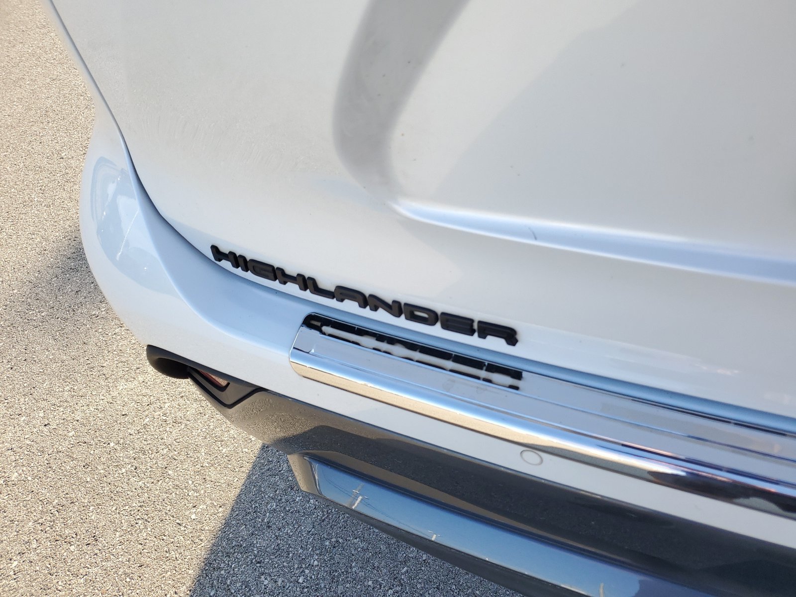 Used 2022 Toyota Highlander Limited AWD/4WD image 7