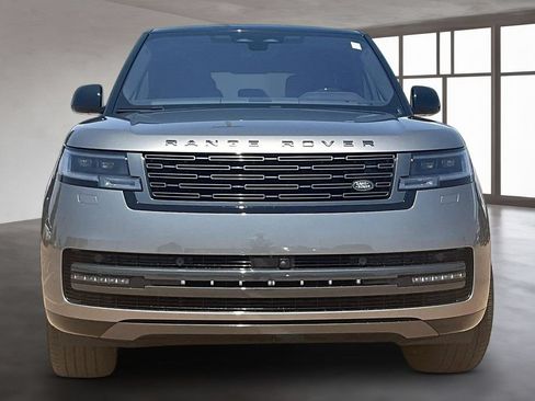 Used 2023 Land Rover Range Rover SE AWD/4WD image 3