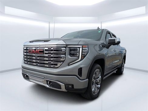 Used 2023 GMC Sierra 1500 Denali w/ Denali Reserve Package image 8