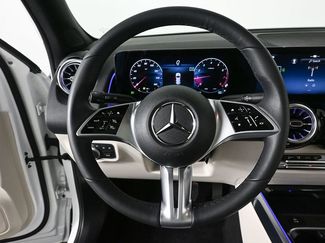 Used 2025 Mercedes-Benz GLB 250 video 2