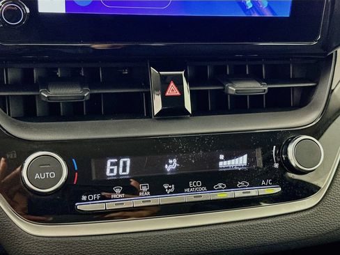 Used 2024 Toyota Corolla LE FWD image 16