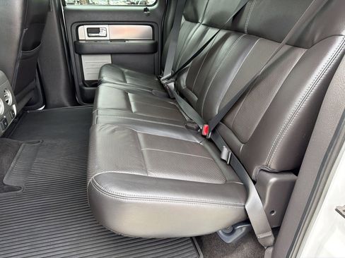 Used 2014 Ford F150 FX4 w/ Equipment Group 402A Luxury AWD/4WD image 14