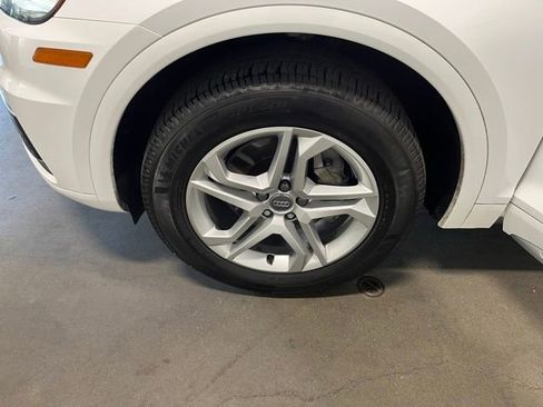 Used 2018 Audi Q5 2.0T Premium Plus w/ Premium Plus Package AWD/4WD image 30