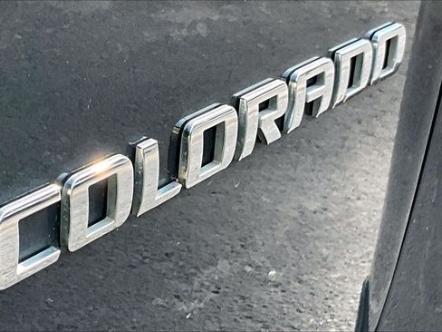 Used 2017 Chevrolet Colorado LT w/ LT Convenience Package AWD/4WD image 31