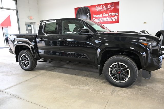 New 2026 Toyota Tacoma TRD Sport AWD/4WD image 4