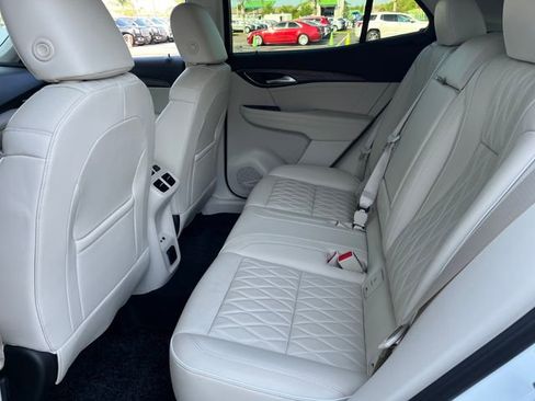 Used 2023 Buick Envision Avenir image 15