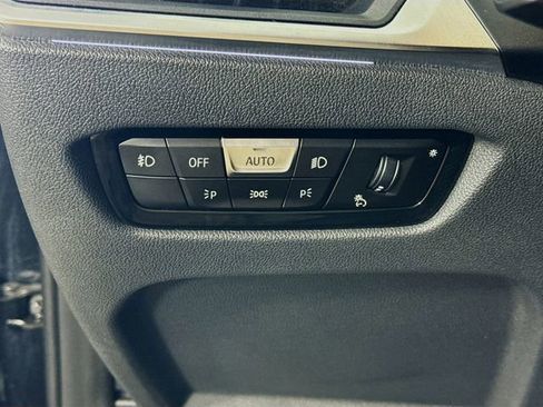 Used 2024 BMW 430i Coupe w/ M Sport Package image 10