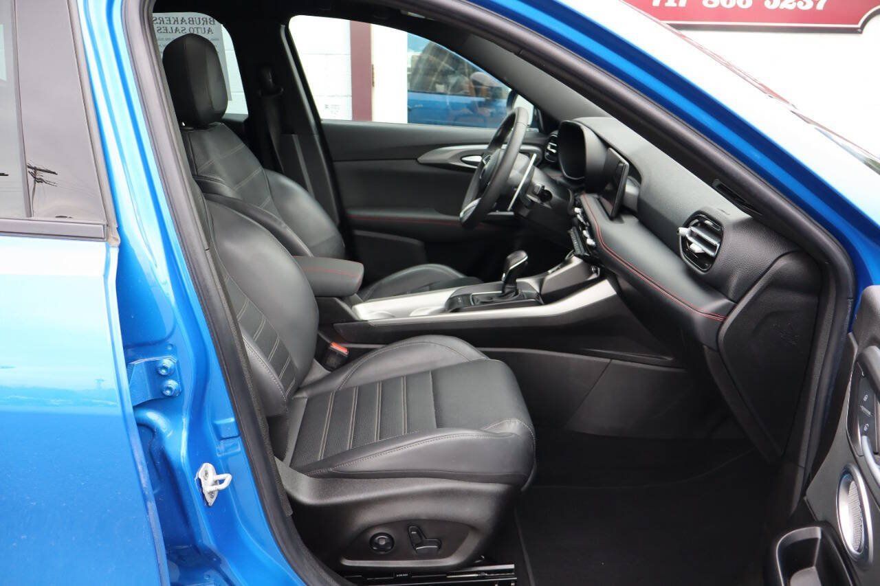 Used 2024 Dodge Hornet R/T Plus w/ R/T Blacktop Package AWD/4WD image 10