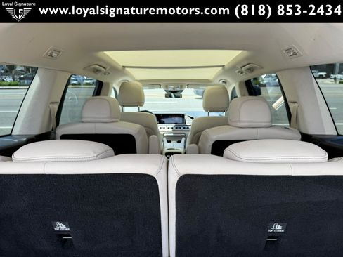 Used 2022 Mercedes-Benz GLS 450 4MATIC image 11