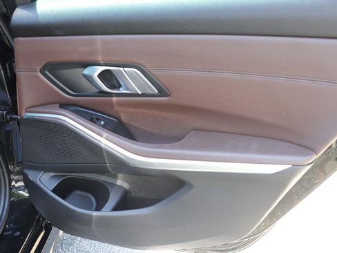 Used 2019 BMW 330i Sedan w/ Convenience Package RWD image 17