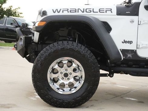 Used 2020 Jeep Wrangler Sport AWD/4WD image 5
