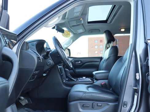 Used 2024 INFINITI QX80 Luxe image 11