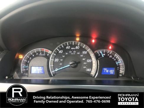 Used 2014 Toyota Camry SE image 17
