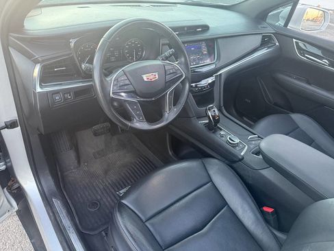 Used 2020 Cadillac XT5 Premium Luxury image 9