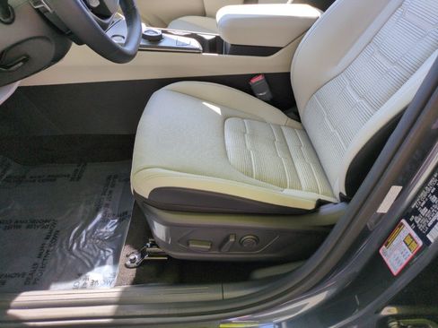 New 2026 Kia Sportage SX Prestige AWD/4WD image 17