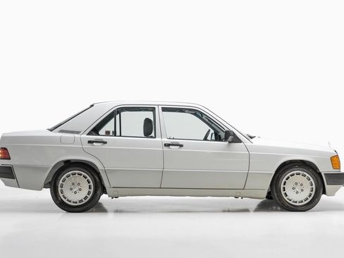 Used 1991 Mercedes-Benz 190 E 2.6 image 7