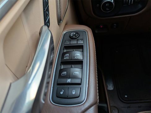 Used 2019 RAM 1500 Limited image 23