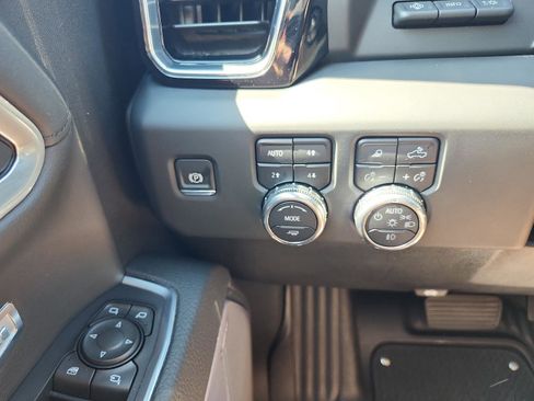 Certified 2025 GMC Sierra 1500 Denali w/ Denali Reserve Package AWD/4WD image 24