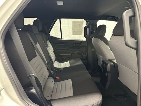Used 2025 Toyota 4Runner TRD Off-Road AWD/4WD image 53