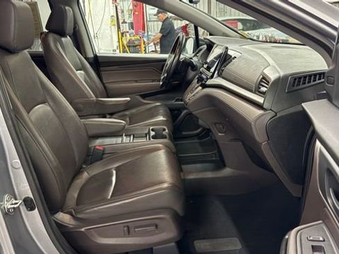 Used 2018 Honda Odyssey EX-L image 17