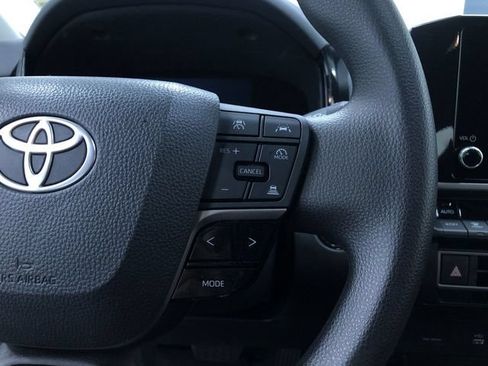 Used 2026 Toyota Camry LE FWD image 27