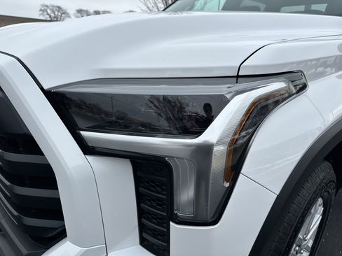 Used 2025 Toyota Tundra SR5 image 6
