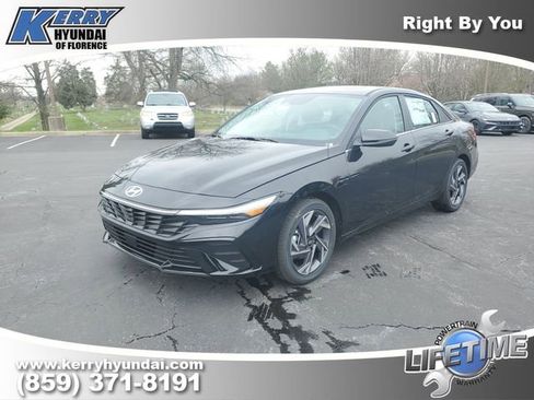 New 2026 Hyundai Elantra Limited image 2