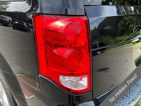 Used 2019 Dodge Grand Caravan SXT FWD image 27