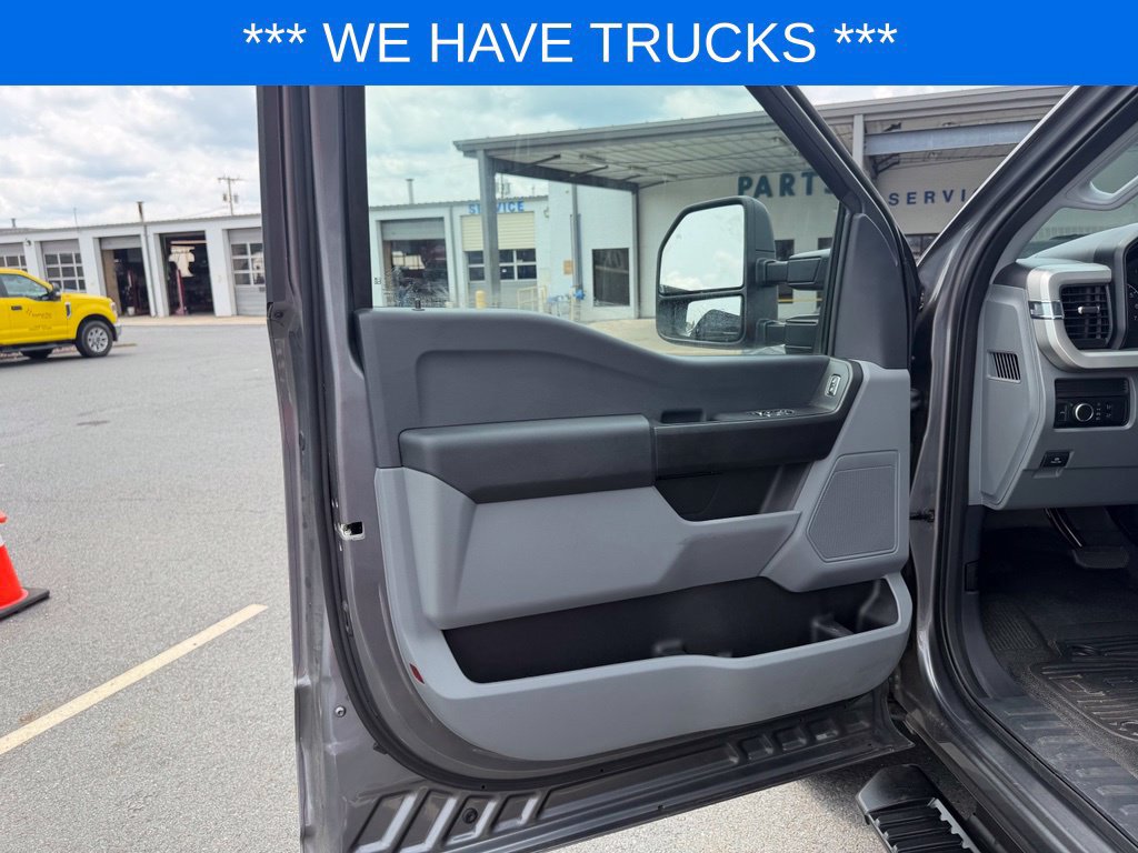 Used 2024 Ford F350 XL w/ XL Driver Assist Package RWD image 14