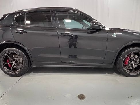 Used 2022 Alfa Romeo Stelvio Quadrifoglio w/ Active Assist Plus Package AWD/4WD image 5