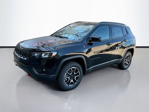 New 2026 Jeep Compass Trailhawk w/ Sun, Sound & Navigation Group AWD/4WD image 3