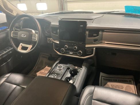 Used 2024 Ford Expedition Max XLT AWD/4WD image 14