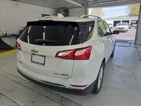Used 2018 Chevrolet Equinox Premier image 5