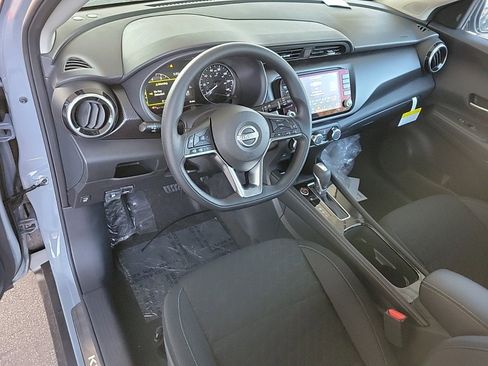 New 2024 Nissan Kicks SV w/ Interior Electronics Package image 11