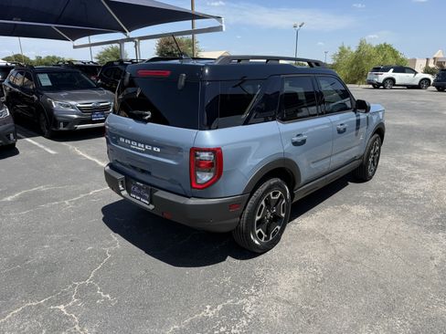 Used 2024 Ford Bronco Sport Outer Banks w/ Tech Package AWD/4WD image 7
