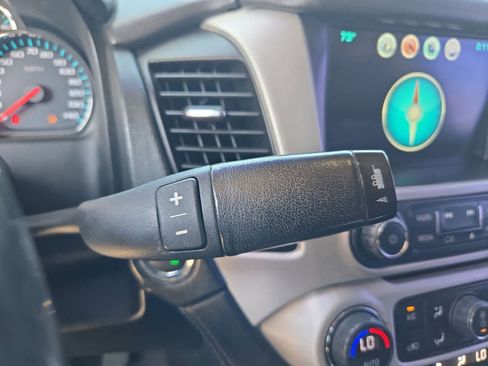 Used 2019 GMC Yukon SLT AWD/4WD image 32