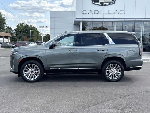 Certified 2023 Cadillac Escalade Premium Luxury AWD/4WD image 40