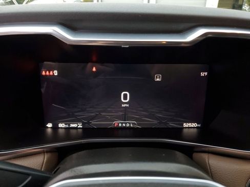 Used 2024 GMC Canyon Denali image 30