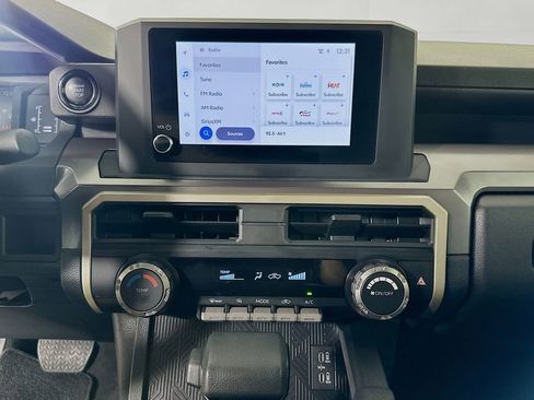 Certified 2025 Toyota Tacoma SR5 image 14