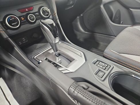 Certified 2022 Subaru Crosstrek 2.0i Premium w/ Moonroof Package image 25