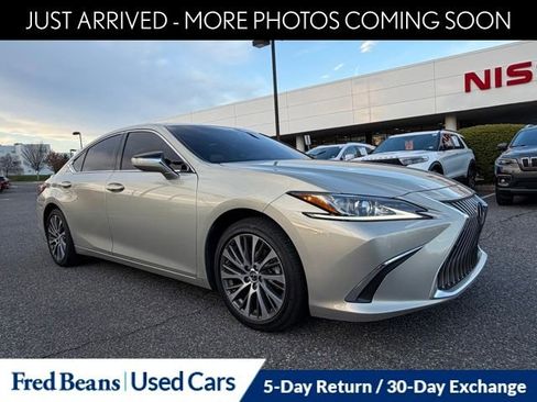 Used 2021 Lexus ES 350 w/ Premium Package image 1