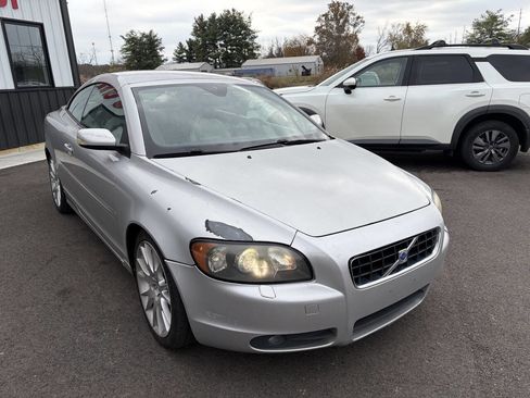 Used 2006 Volvo C70 T5 image 4